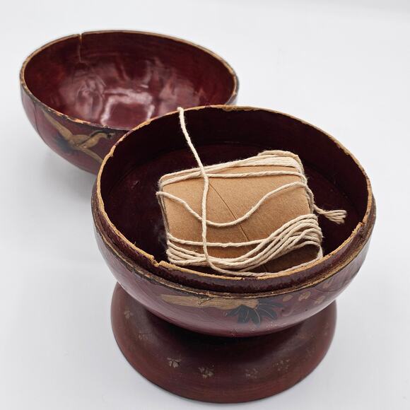 Vintage Japanese Crane String Holder Flying Birds - Hand Painted Round Dispenser - Picture 5 of 10